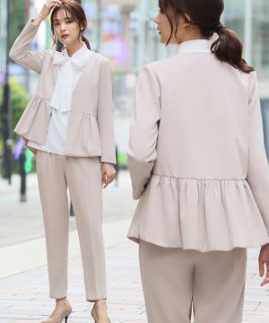 グレージュ