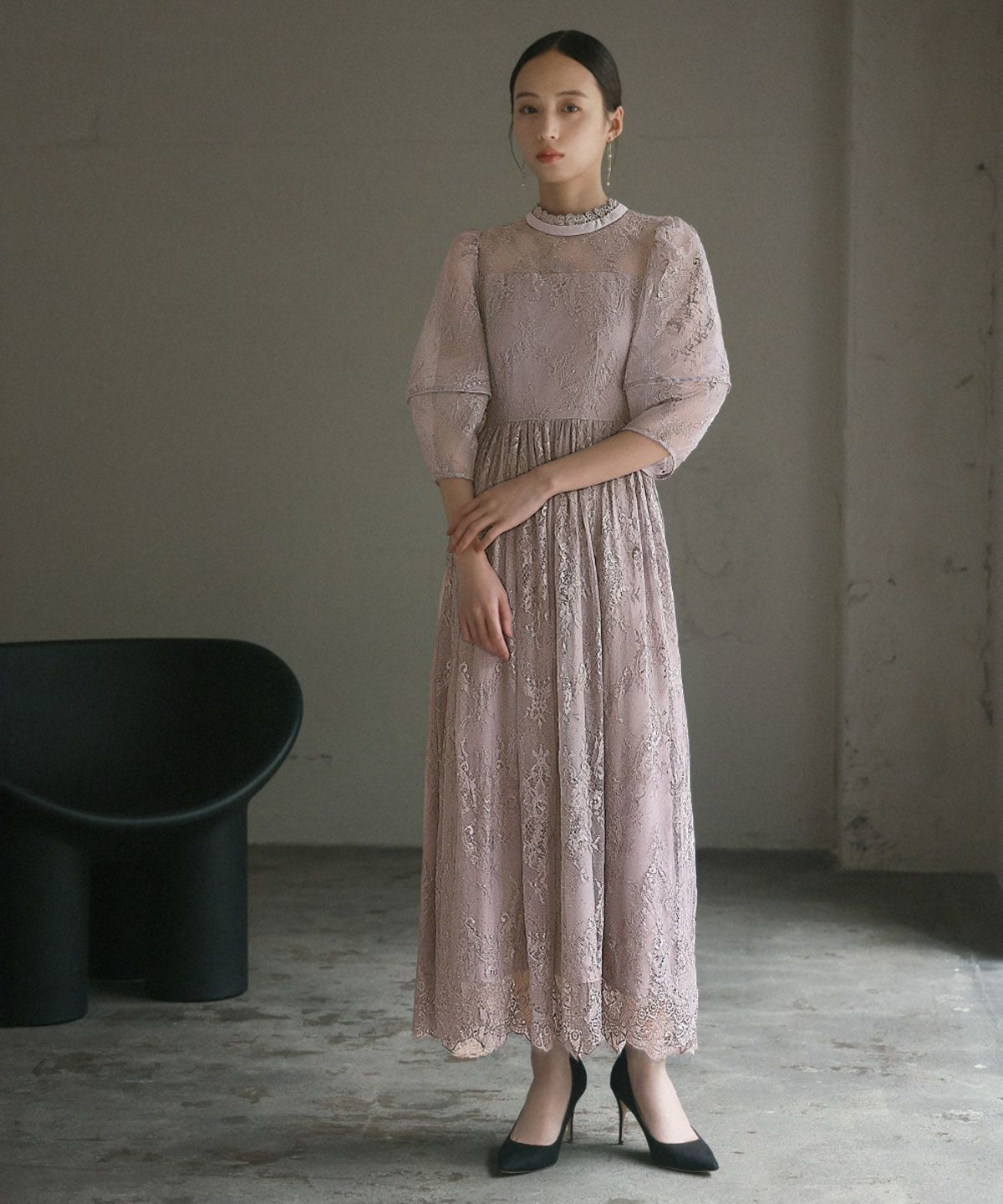 身長：160cm　着用サイズ：Sサイズ　B：77 / W：57 / H：75