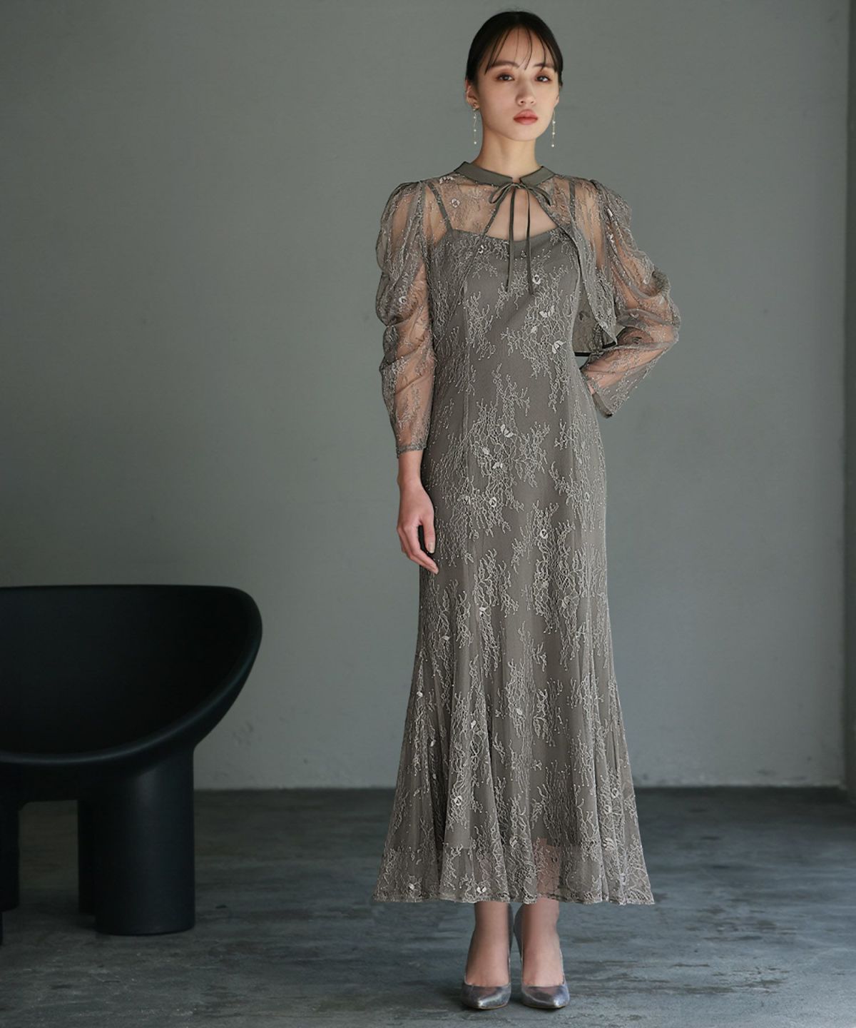 身長：160cm　着用サイズ：Mサイズ　B：77 / W：57 / H：75