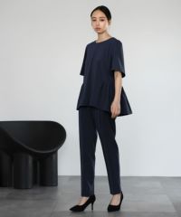 Flolia ペプラムシルエットジャケット・パンツ セットアップ　ブラック　L Flolia セットアップ 「3点セット」ぺプラムジャケット