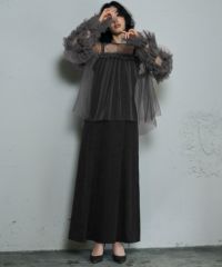 身長：166cm　着用サイズ：FREE　B：74 / W：56 / H：87