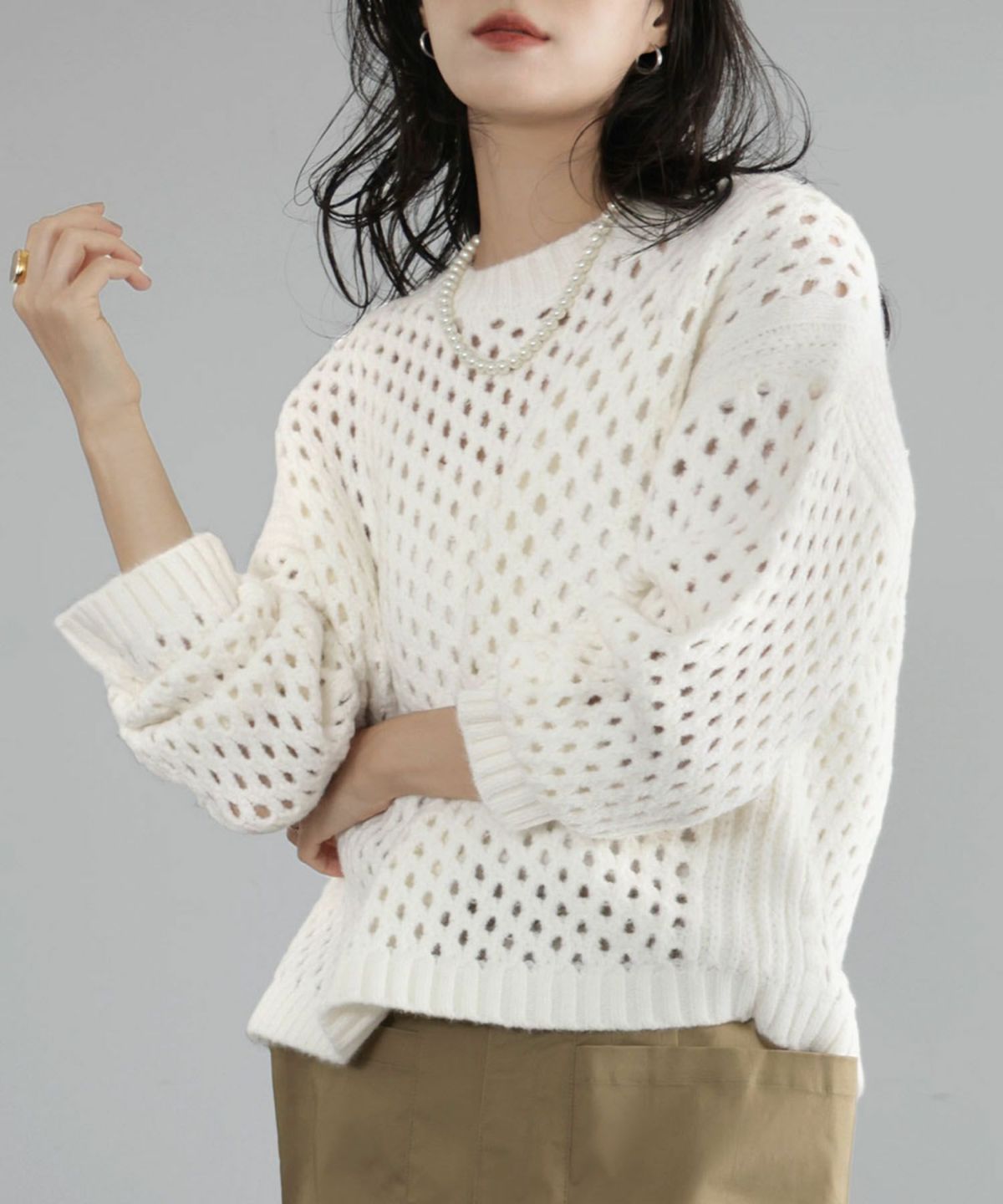 身長：165cm　着用サイズ：FREE　B：77 / W：57 / H：79