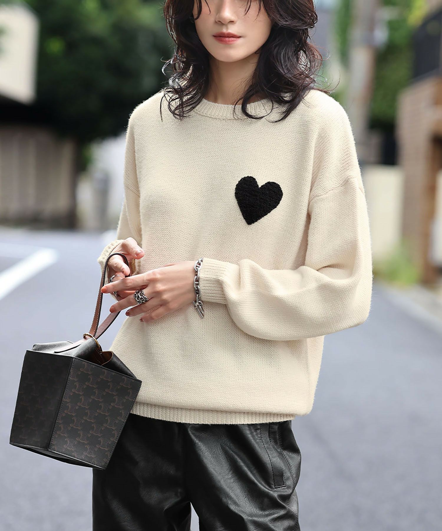 デイリー・カジュアル対応 | ハート刺繍ニットプルオーバー 