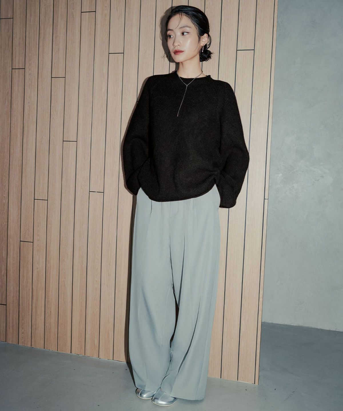 身長：160cm　着用サイズ：FREE　B：74 / W：57 / H：81