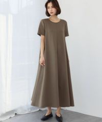 身長：162cm　着用サイズ：FREE