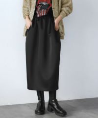 身長：165cm　着用サイズ：FREE　B：77 / W：57 / H：79