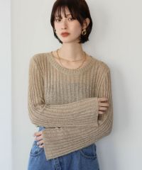 ベージュ