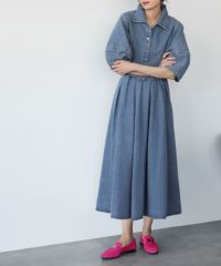 身長：165cm　着用サイズ：FREE　B：77 / W：57 / H：79