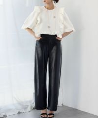 身長：165cm　着用サイズ：FREE　B：77 / W：57 / H：79