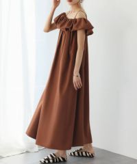 身長：165cm　着用サイズ：FREE　B：77 / W：57 / H：79