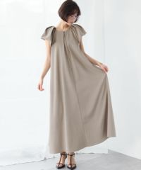 身長：162cm　着用サイズ：FREE