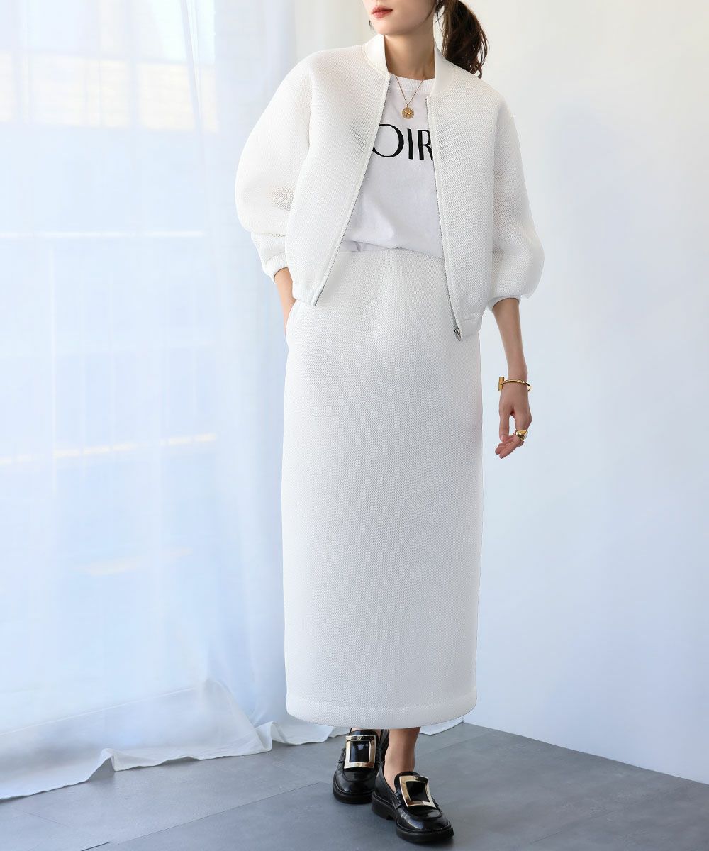 身長：165cm　着用サイズ：FREE　B：77 / W：57 / H：79