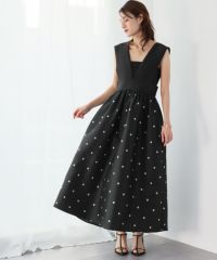 身長：165cm　着用サイズ：FREE　B：77 / W：57 / H：79