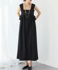 身長：165cm　着用サイズ：FREE　B：77 / W：57 / H：79