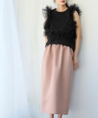 身長：165cm　着用サイズ：FREE　B：77 / W：57 / H：79