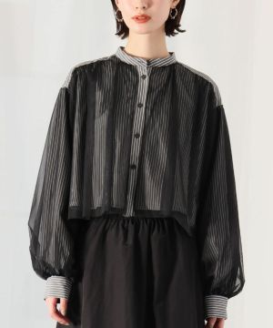 ブラック