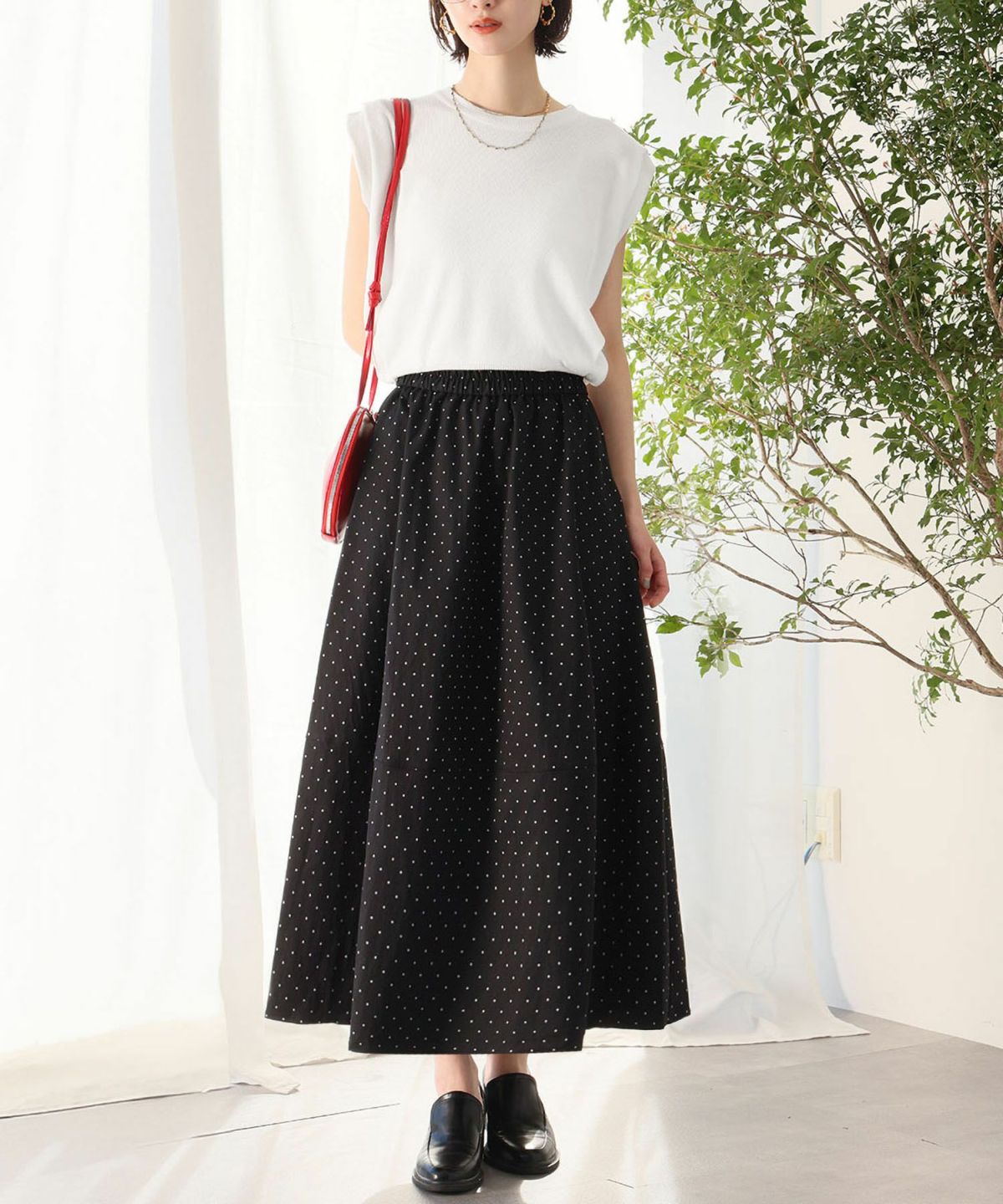 身長：166cm　着用サイズ：FREE　B：72 / W：59 / H：82