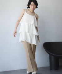 身長：157cm　着用サイズ：FREE　B：82 / W：63 / H：87