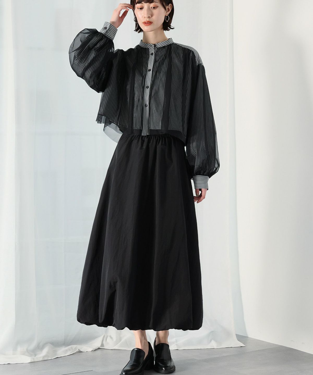 身長：166cm　着用サイズ：FREE　B：72 / W：59 / H：82