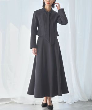 フロリア Flolia 【自宅で洗える】ケープ&ワンピースの2点セット