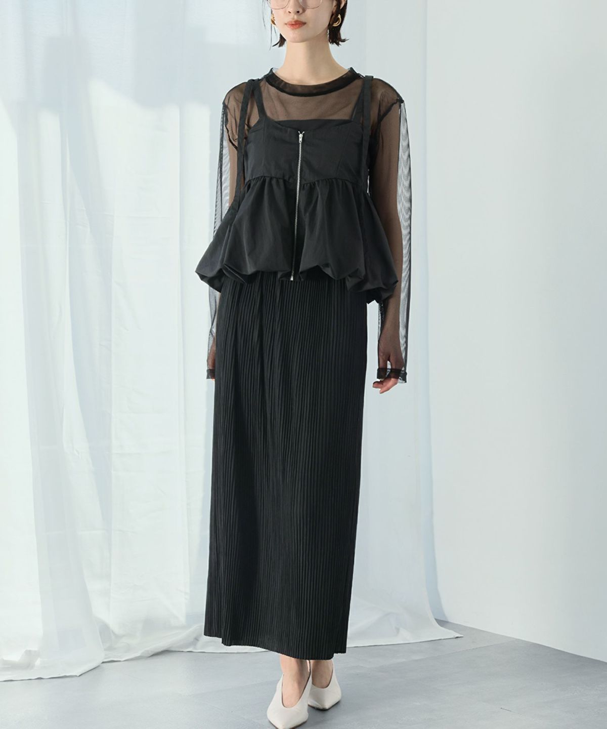 身長：166cm　着用サイズ：FREE　B：72 / W：59 / H：82