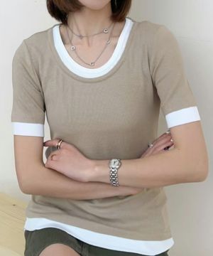 ベージュ