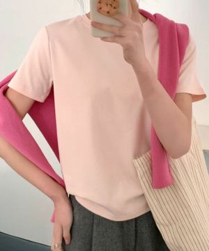 ピンク