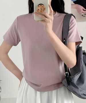 ピンクベージュ