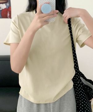 アイボリー