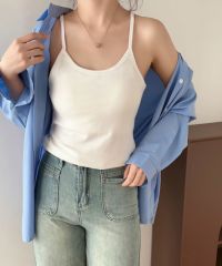 オフホワイト