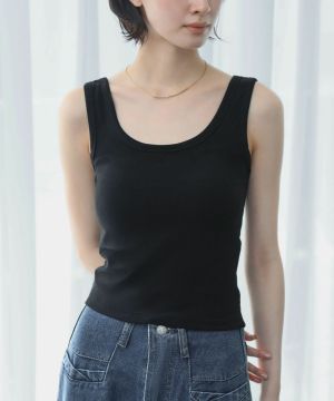 身長：166cm　着用サイズ：FREE　B：72 / W：59 / H：82