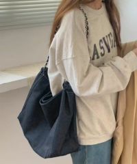 ネイビー