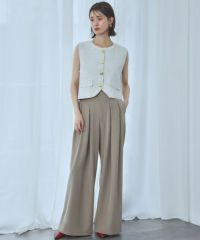 身長：166cm　着用サイズ：FREE　B：72 / W：59 / H：82
