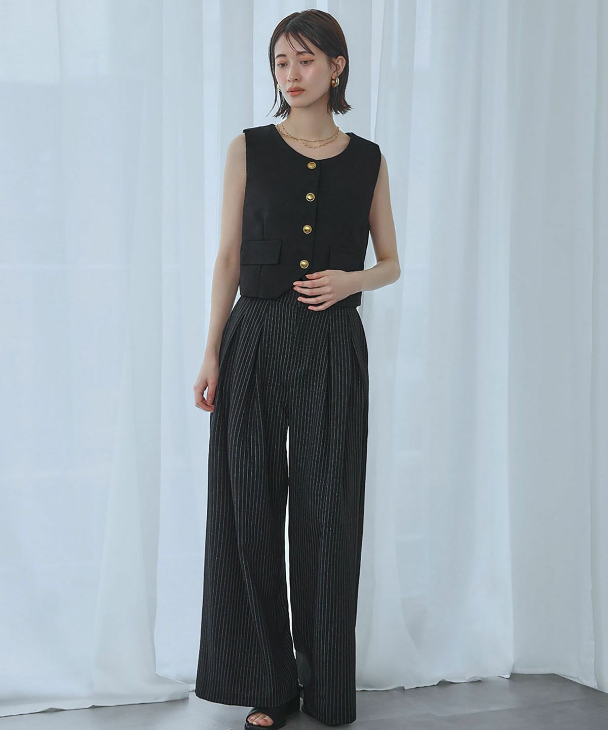 身長：166cm　着用サイズ：FREE　B：72 / W：59 / H：82