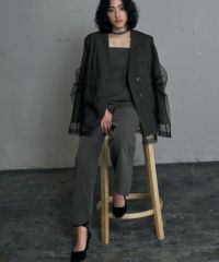 身長：166cm　着用サイズ：FREE　B：74 / W：56 / H：87