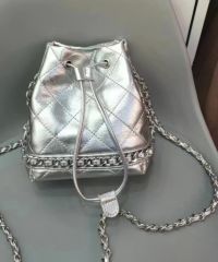シルバー