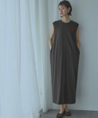 身長：166cm　着用サイズ：FREE　B：72 / W：59 / H：82