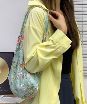 グリーン