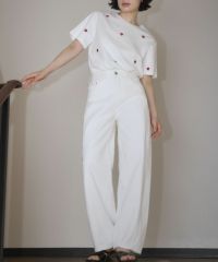身長：157cm　着用サイズ：FREE　B：82 / W：63 / H：87