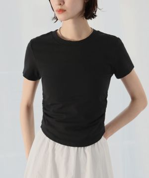 ブラック