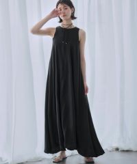 身長：166cm　着用サイズ：FREE　B：72 / W：59 / H：82
