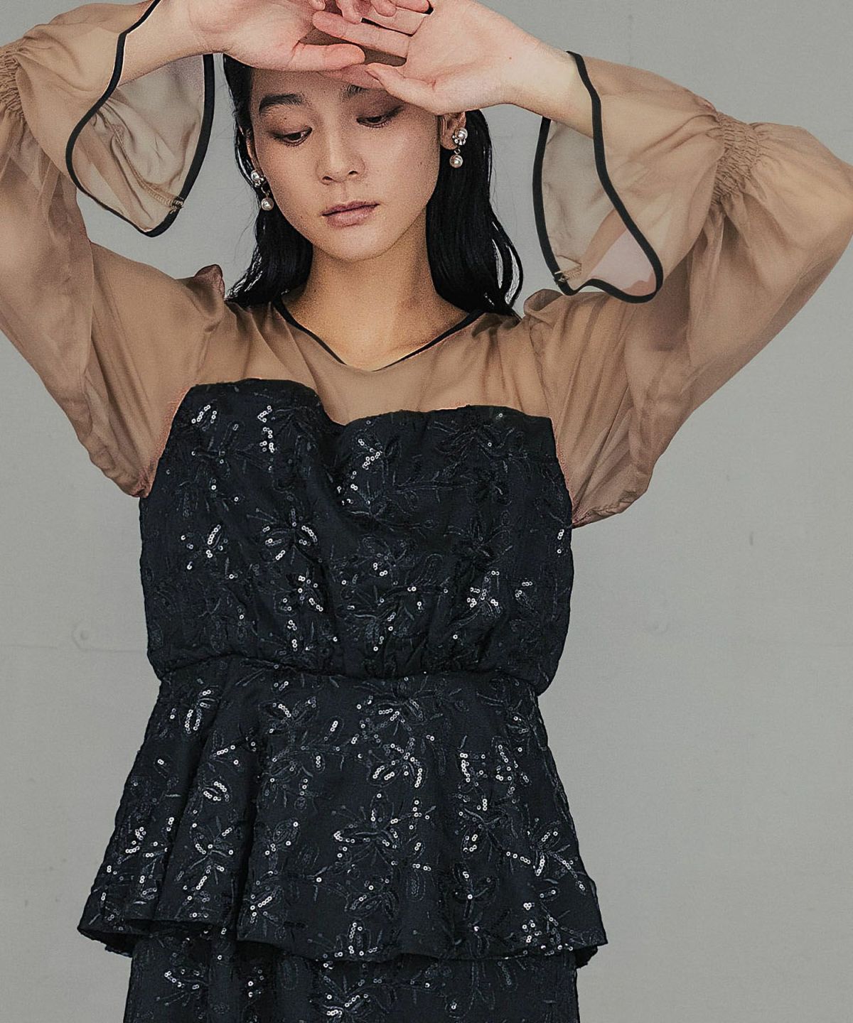 ブラックベージュ