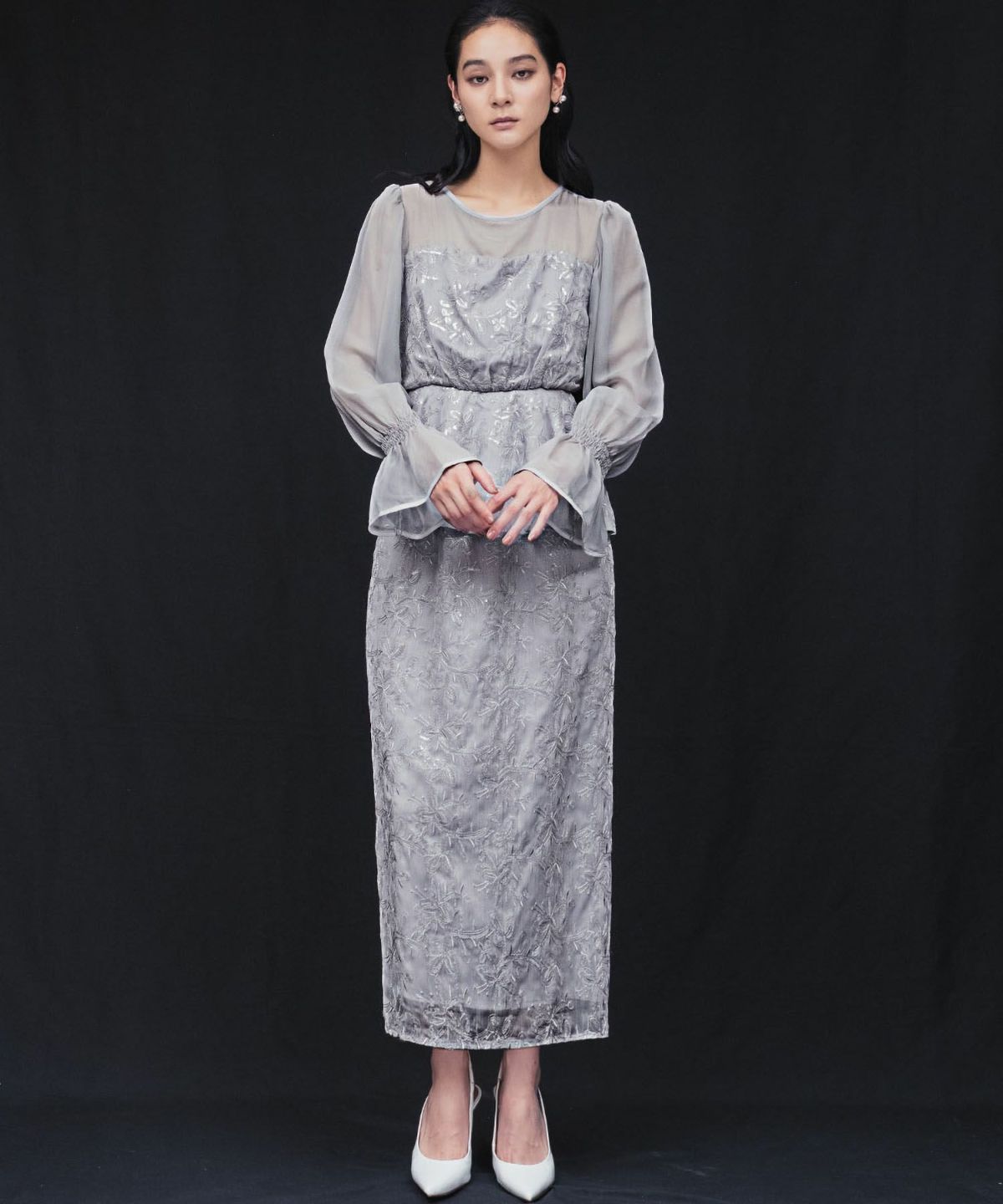 身長：168cm　着用サイズ：Mサイズ　B：81 / W：60 / H：89