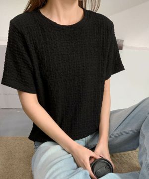 ブラック