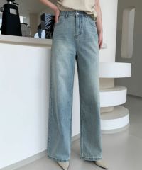 ブルー