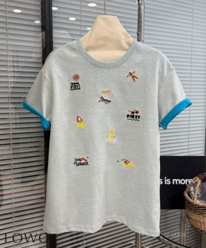 ブルー