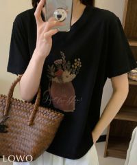 ブラック