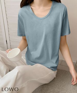 ブルー