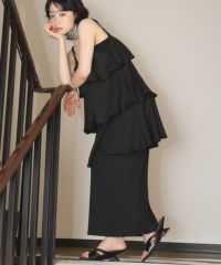 身長：157cm　着用サイズ：FREE　B：82 / W：63 / H：87