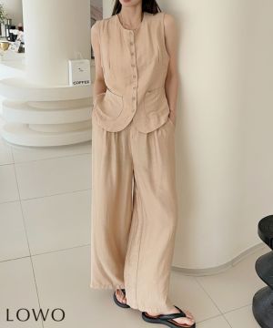 ベージュ